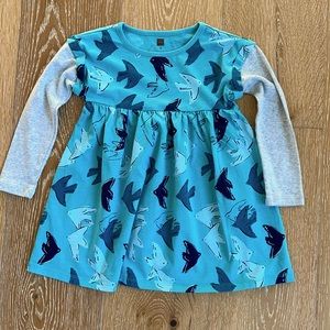 EUC Tea Collection jersey dress in size 4.